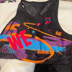 Peloton set like new! M sports bra, S leggings!